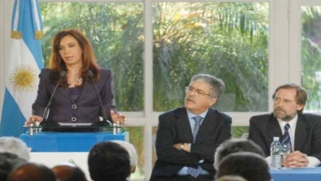 CARTA ROBADA 11 DE DICIEMBRE REFORMA ENERGETICA. REGRESO AL COLONIALISMO DEL SIGLO XIX POR LA VIA DEMOCRATICA LA OPOCICION IMPOTENTE PLANTEA LUCHA LOCAL CONTRA UN ENEMIGO GLOBAL