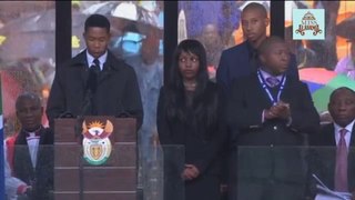 Sign Language Interpreter At Nelson Mandela Memorial dancing Macarena