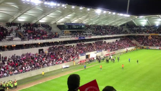Ambiance au Stade Delaune: Stade de Reims - FC Lorient