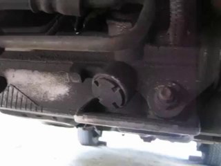 Crown Victoria Little Oil Spout