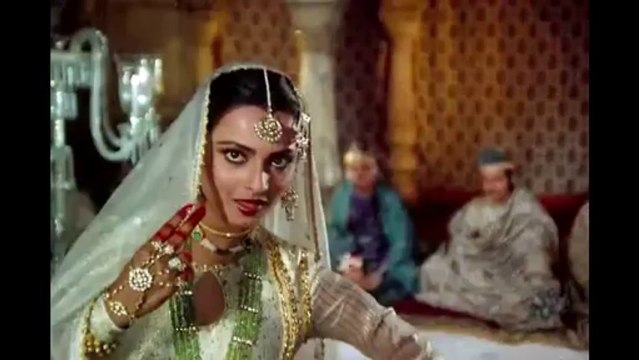 In Aankhon Ki Masti - Rekha - Umrao Jaan
