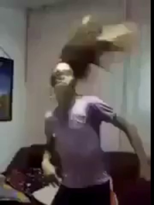 Hey Girls Can U Do This