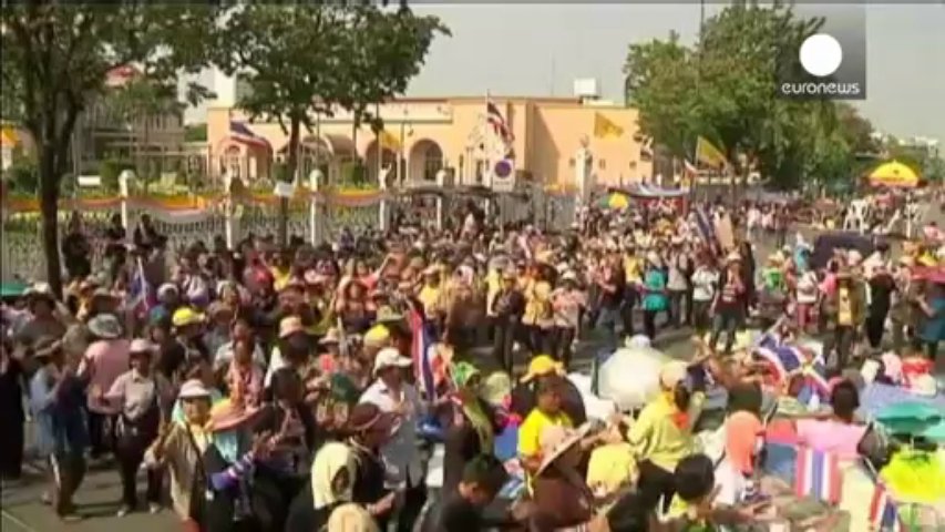 Video Thailandia: ex premier accusato di strage