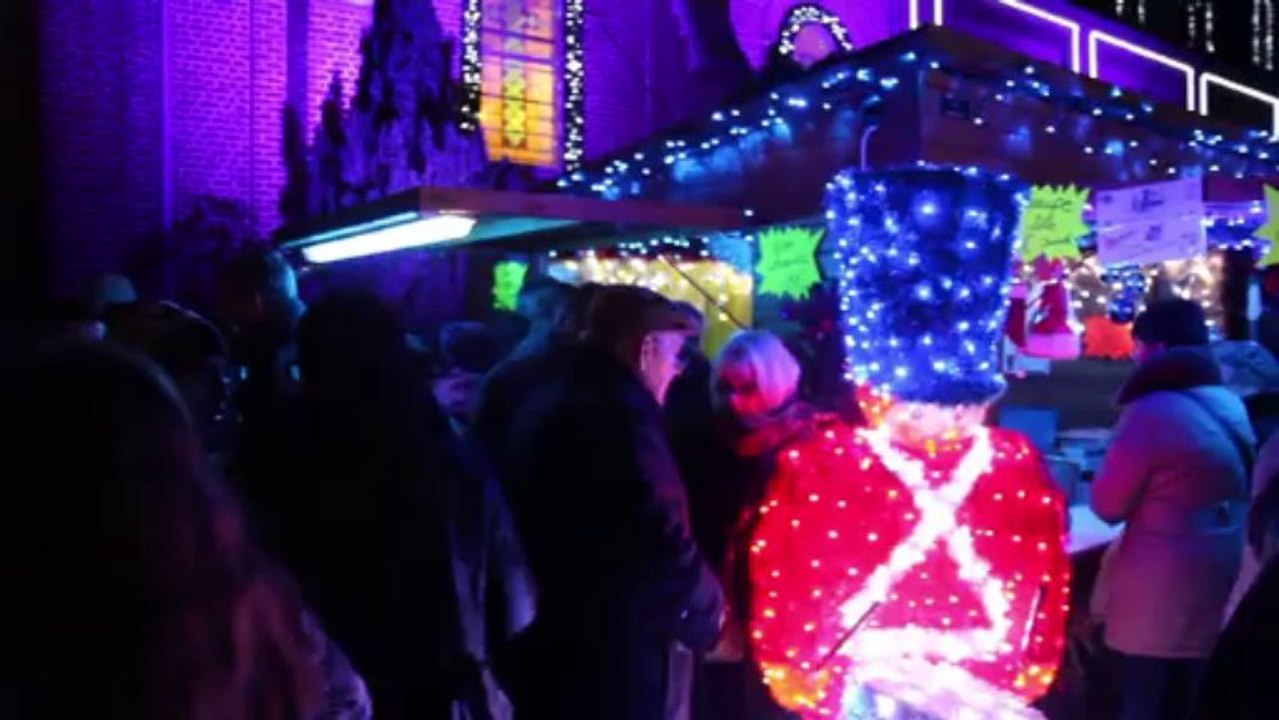 Clip du marché de Noël 2013