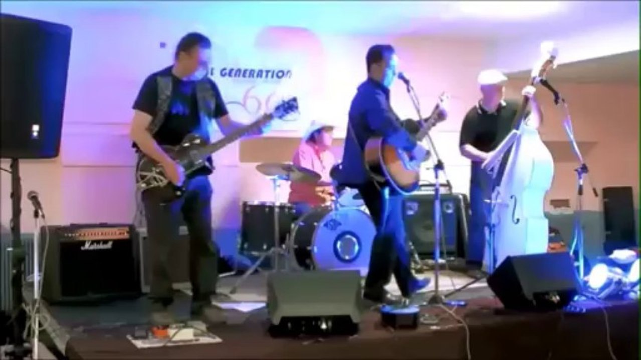 Rockabilly avec Marcus à la guitare