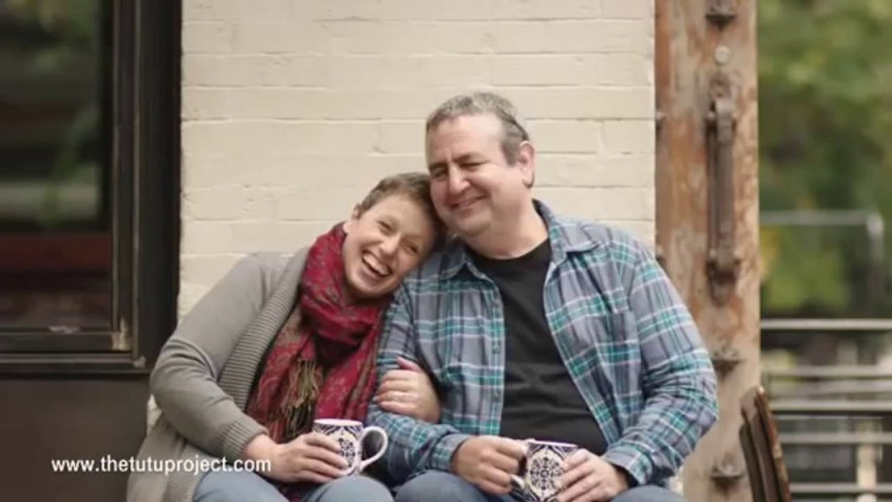 Man travels world clad in pink tutu to make his cancer-suffering wife smile