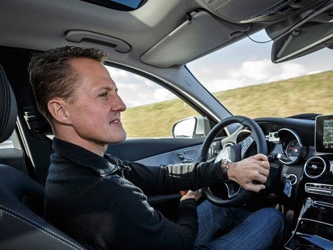 Michael Schumacher teste la nouvelle Mercedes Classe C