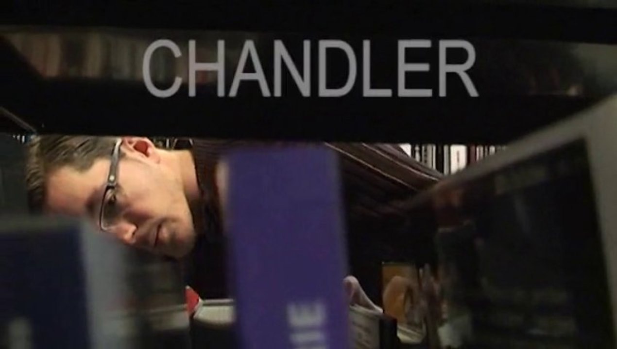 REGARD 242 - L'intégral Raymond CHANDLER chez QUARTO - RLHD.TV