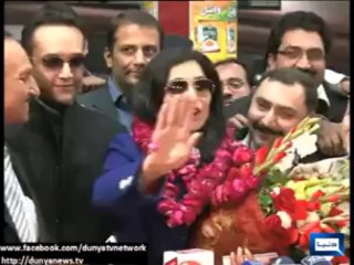 Meera Decided To Not Speak English Again HaHa Watch Video - Video Dailymotion