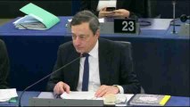 Draghi defiende sus medidas de apoyo a las pymes 20131213 (Versión)