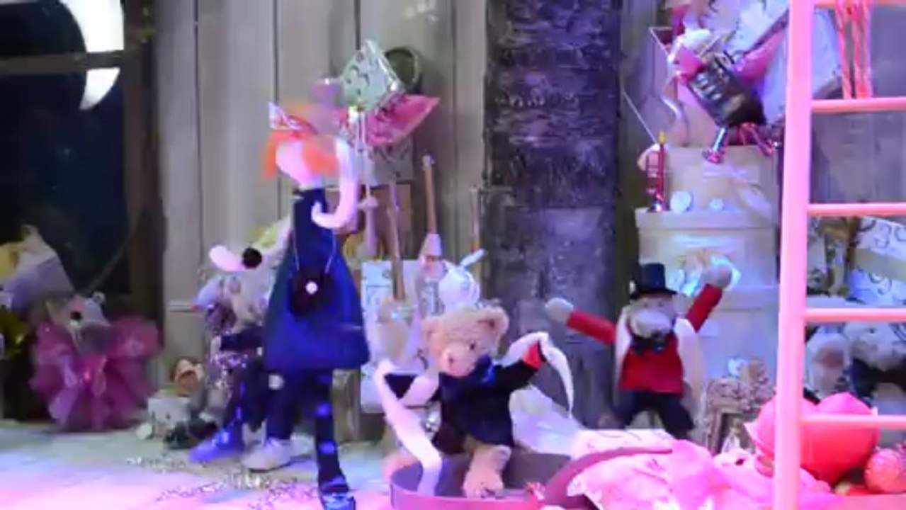 Les vitrines de Noel des Galeries Lafayettes à Paris