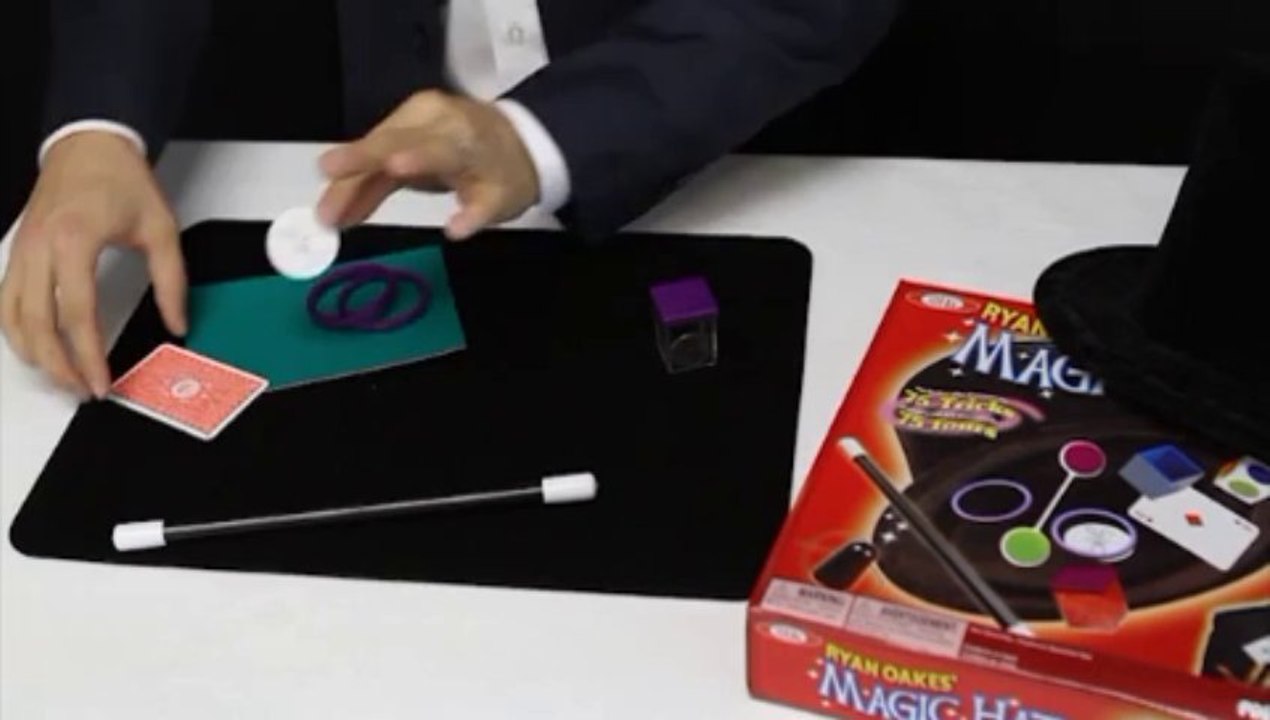 Ryan Oakes Magic Hat - Magic Trick