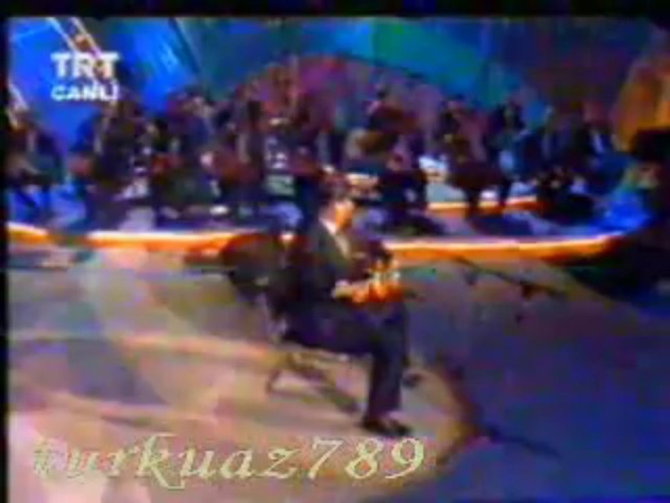 Arif SAĞ-Salındı Bahçaya Girdi