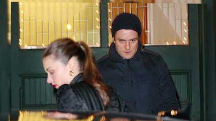 Télécharger la video: Miranda Kerr and Orlando Bloom Out Together Despite Split