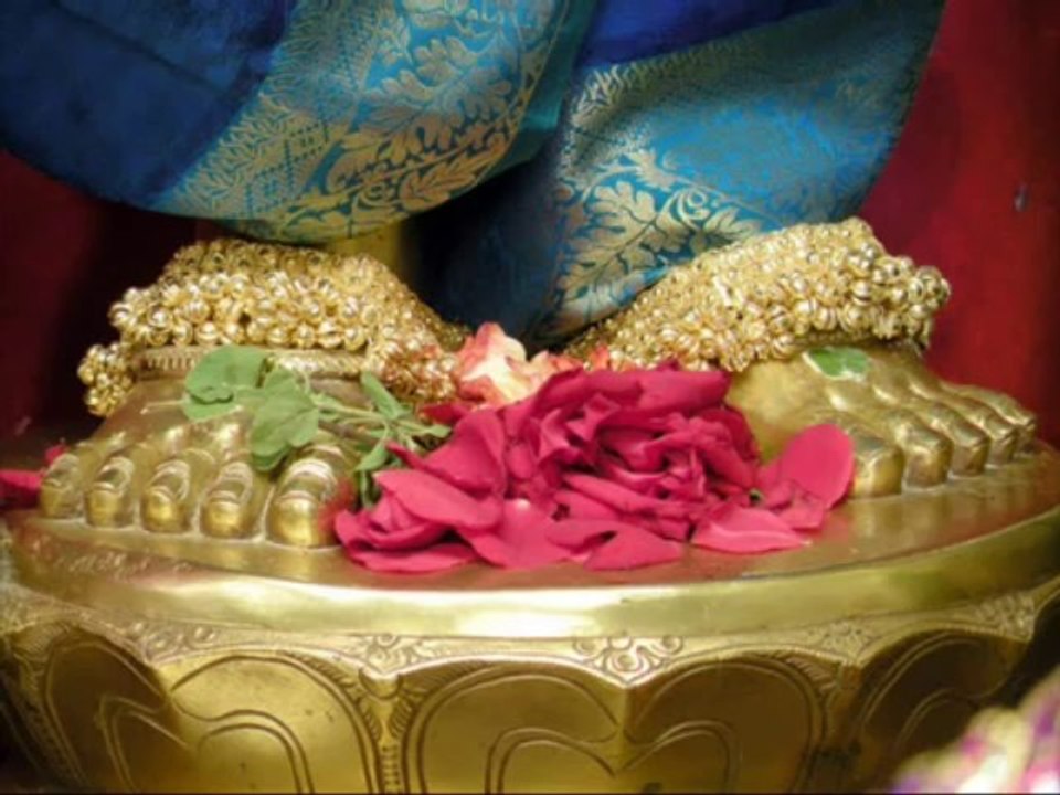 MSS Annamacharya keertana .NANATI BRATUKU NATAKAMU
