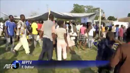 Centrafrique: une distribution de vivres finit en pillage