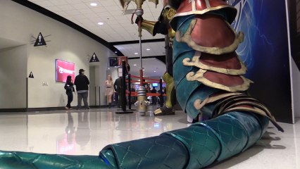 League of Legends Couple Cosplay As Jayce and Cassiopeia