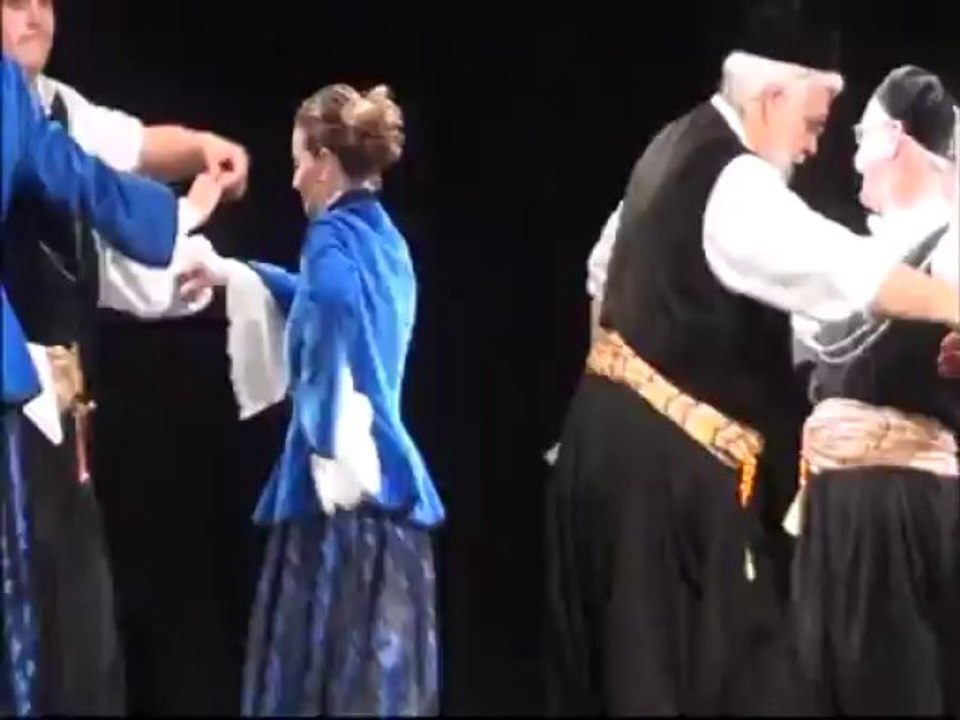 ΣΥΝΑΝΤΗΣΗ ΧΟΡΕΥΤΙΚΩΝ ΑΡΕΤΣΟΥΣ & ΔΕΡΚΩΝ  6/12/2013  (ΧΟΡΕΥΤΙΚΟ ΣΥΛΛΟΓΟΥ ΠΡΟΣΦΥΓΩΝ ΜΙΚΡΑΣΙΑΤΩΝ Ν. ΚΡΗΝΗΣ  )  Νο 1