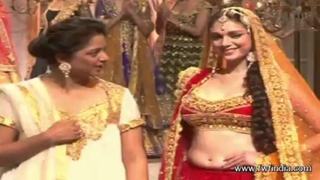 (Beate Bullete) ADITI RAO HYDARI WALKS THE RAMP AT BRIDAL FASHION WEEK