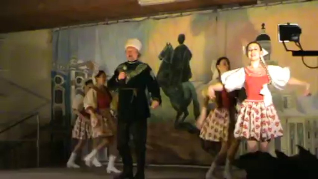 KALINKA à Oloron Sainte Marie le 30/11/2013