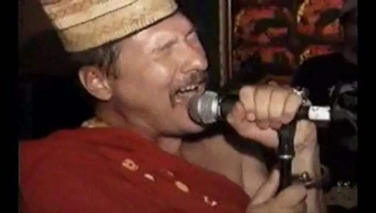 GEO RIPLEY MIGUEL FENTON, SALITRE MITICO  BACHATA    (AGOGEA AGO). 2012