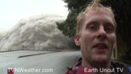 Astounding flood video from the Shimen dam