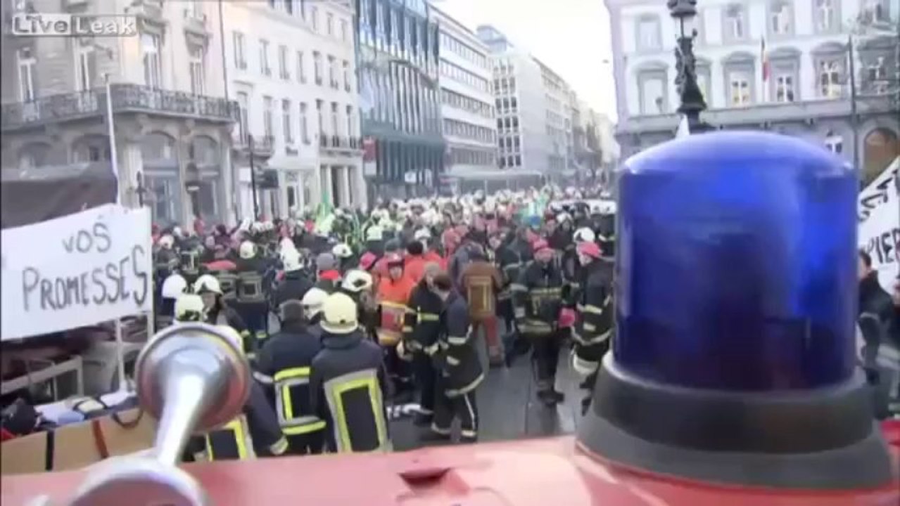 belgian police and firefighters get into a fight