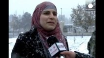 Il freddo e la neve aggravano la condizione dei siriani