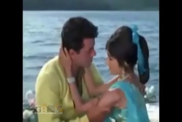 LATA MANGESHKAR - Ye Dil Aur Unki Nigahon Ke Saye