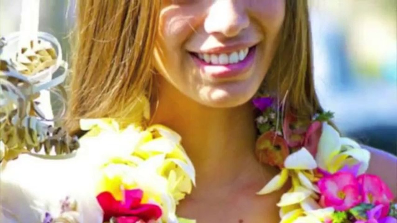 Miss France 2013 - Hinarani de Longeaux (Miss Tahiti)
