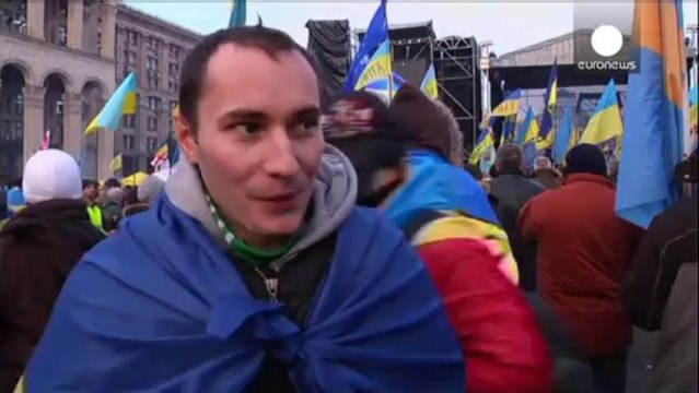Ukraine : un jour de la dignité contre une opposition en effervescence