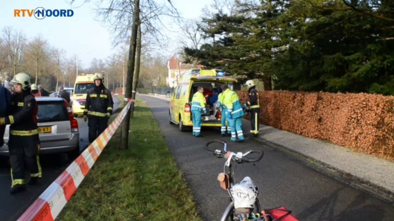 Twee gewonden bij dubbele aanrijding in Haren - RTV Noord