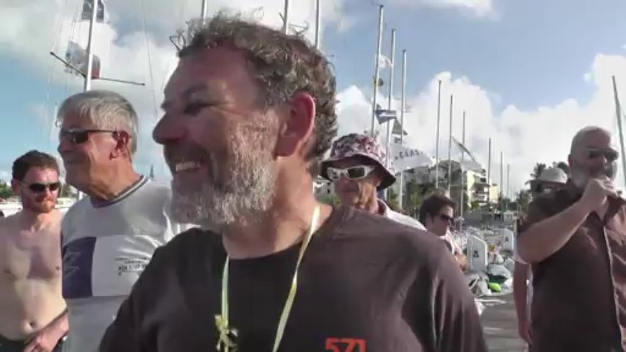 Arrivées des 30e, 31e et 32e bateaux de série - Jeudi 12 décembre 2013