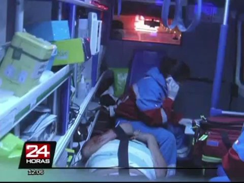 Joven salvó de morir tras ser impactado por un auto en avenida Alfonso Ugarte