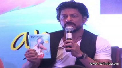 Shahrukh khan launch deanne pandeys book shut up and train 1