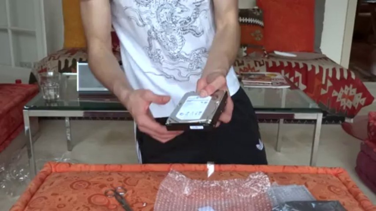 Debllage - unboxing- SSD Corsair 120 Go - 2 Seagate Barracuda 2 To - Memoire RAM Kingston DDR3