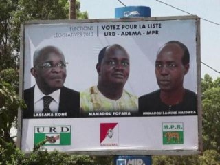 Mali: la sécurité occulte en partie les législatives  - 15/12