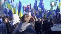 Los seguidores de Yanukóvich hacen acto de presencia en Kiev