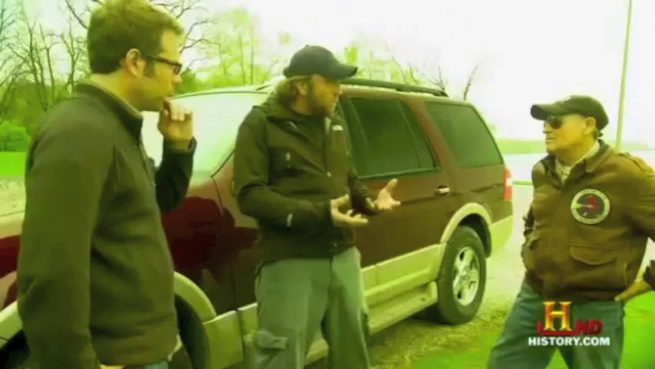 CHASSEURS D'OVNI EPISODE ORBS ET BOULES DE LUMIERE