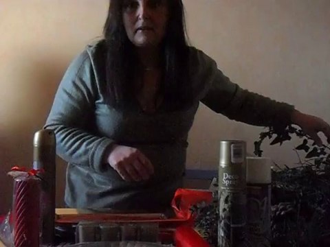 Décorations de Noël, centre table de fête de fin d'année, réalisée par Silvia Occhiovivo.