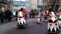 La parade avec le père Noël et miss Normandie