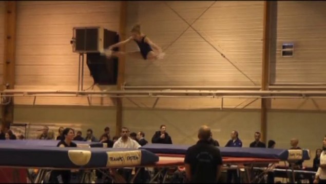 Noélie - Trampo 2013 12 08 - Open Moselle à Fameck