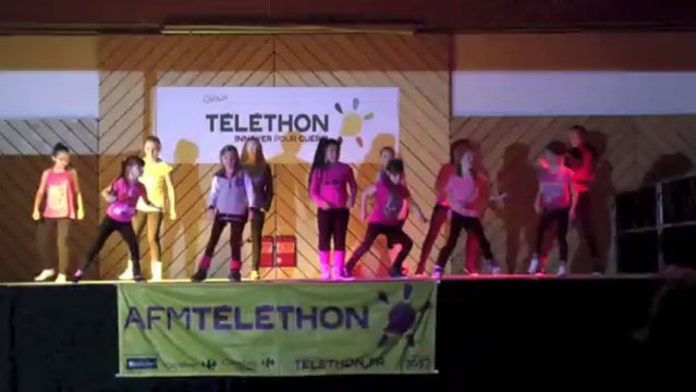 Téléthon 2013 - Démonstration ZUMBA KIDS - ZUMBA à Othis (77280)