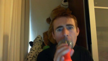 Wiwi égratigne "tu croiras" de Dalida