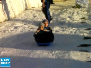 De la neige pour le Noël en bleu et bleu de l'Estac