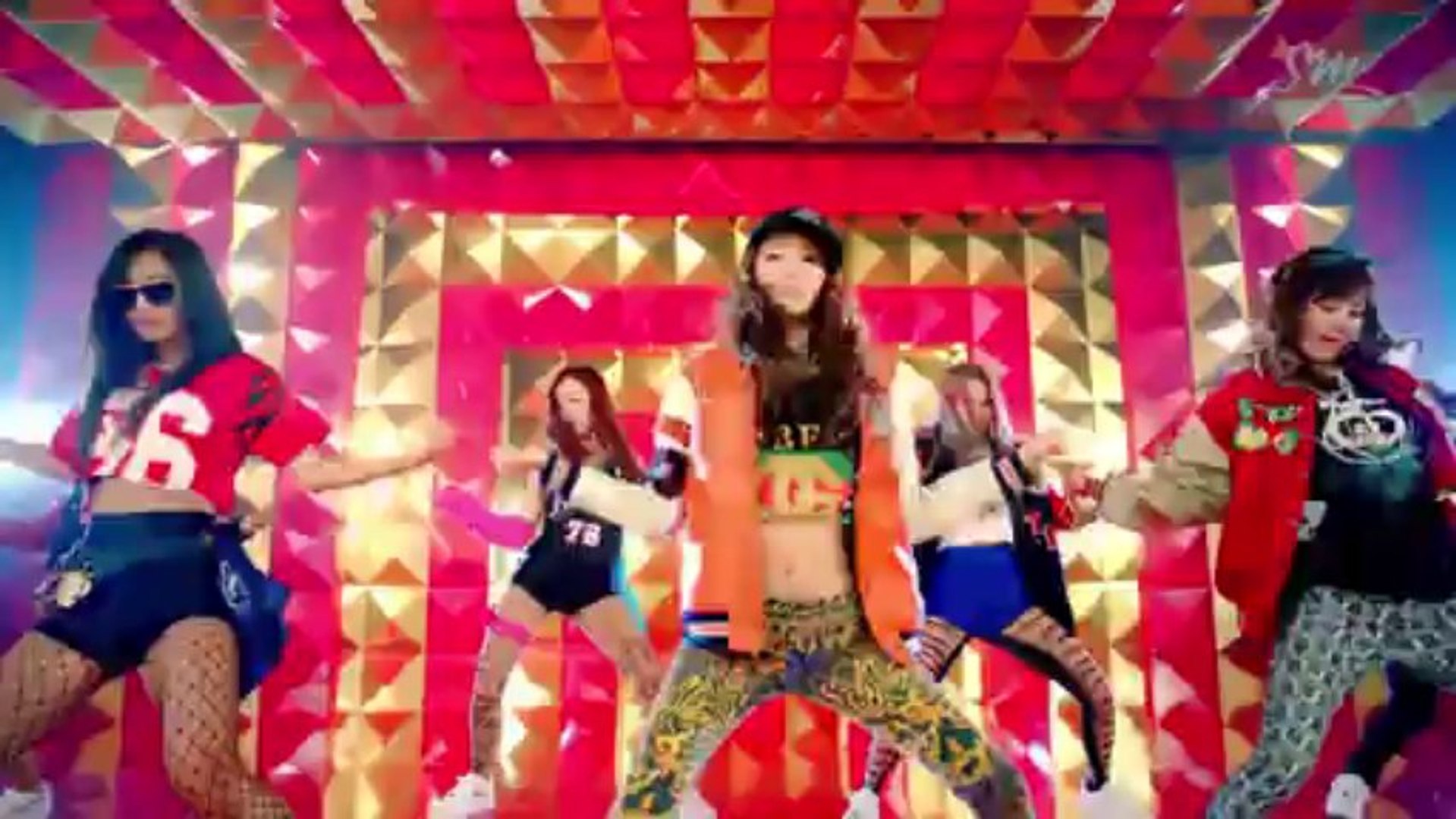 ⁣Girls' Generation - I Got A Boy
