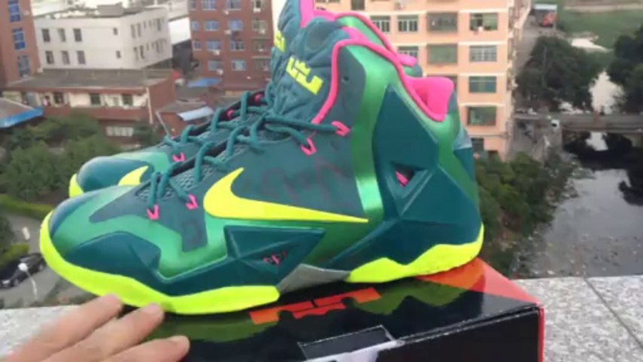 * shoescapsxyz.ru * Nike LeBron 11 "T-Rex" - Release Reminder