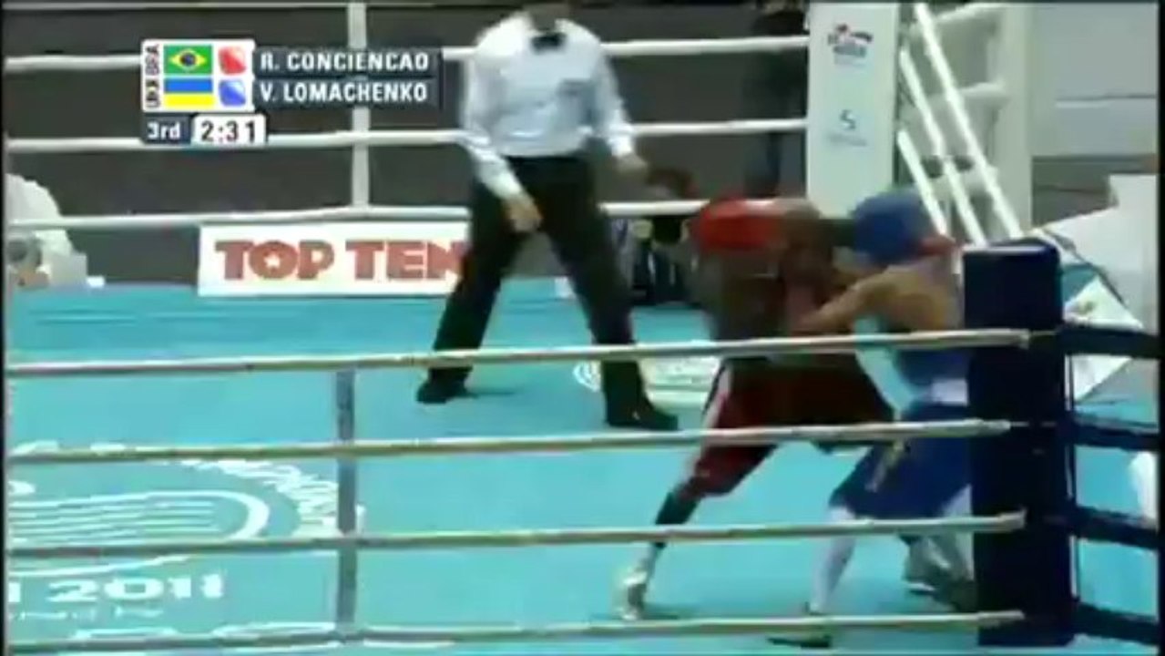 2011-10-04 Vasyl Lomachenko vs Robson Conceicao