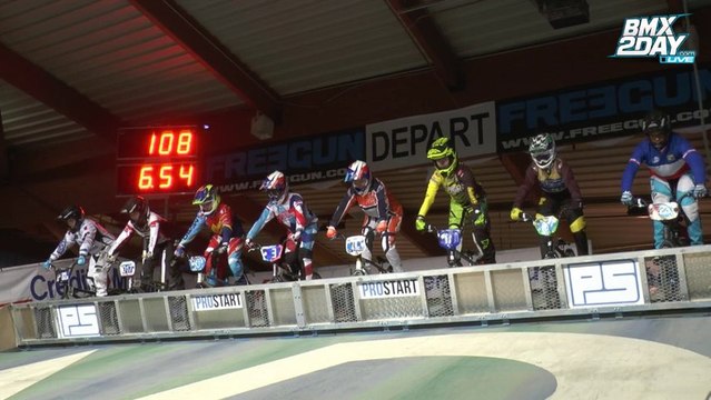Finale Cadet Filles 18ème BMX Indoor de St-Etienne 2013