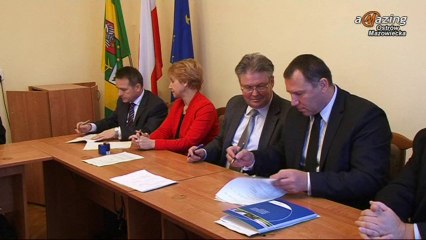 Zawarcie umowy między Powiatem Ostrowskim a WFOŚiGW Ostrów Mazowiecka 2013